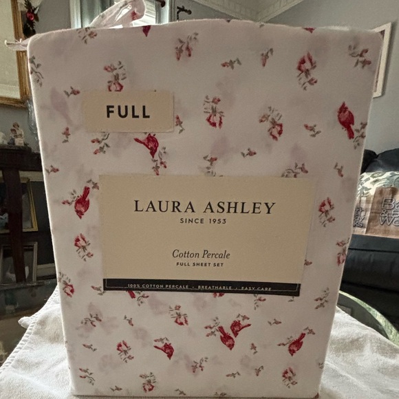 Laura Ashley Red and White Cotton Percale Sheet Set